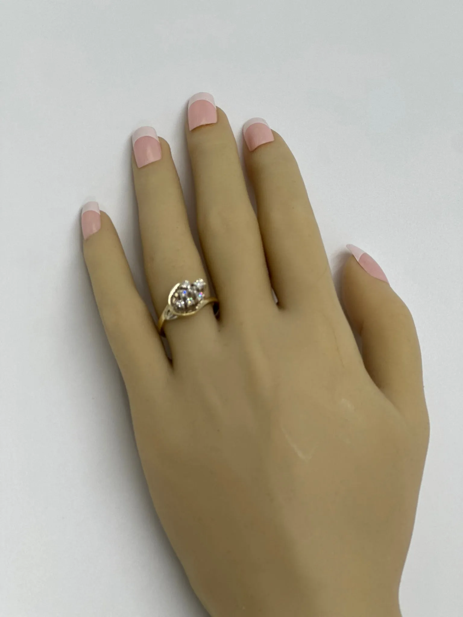 9ct Yellow & White Gold 7 stone Diamond Ring