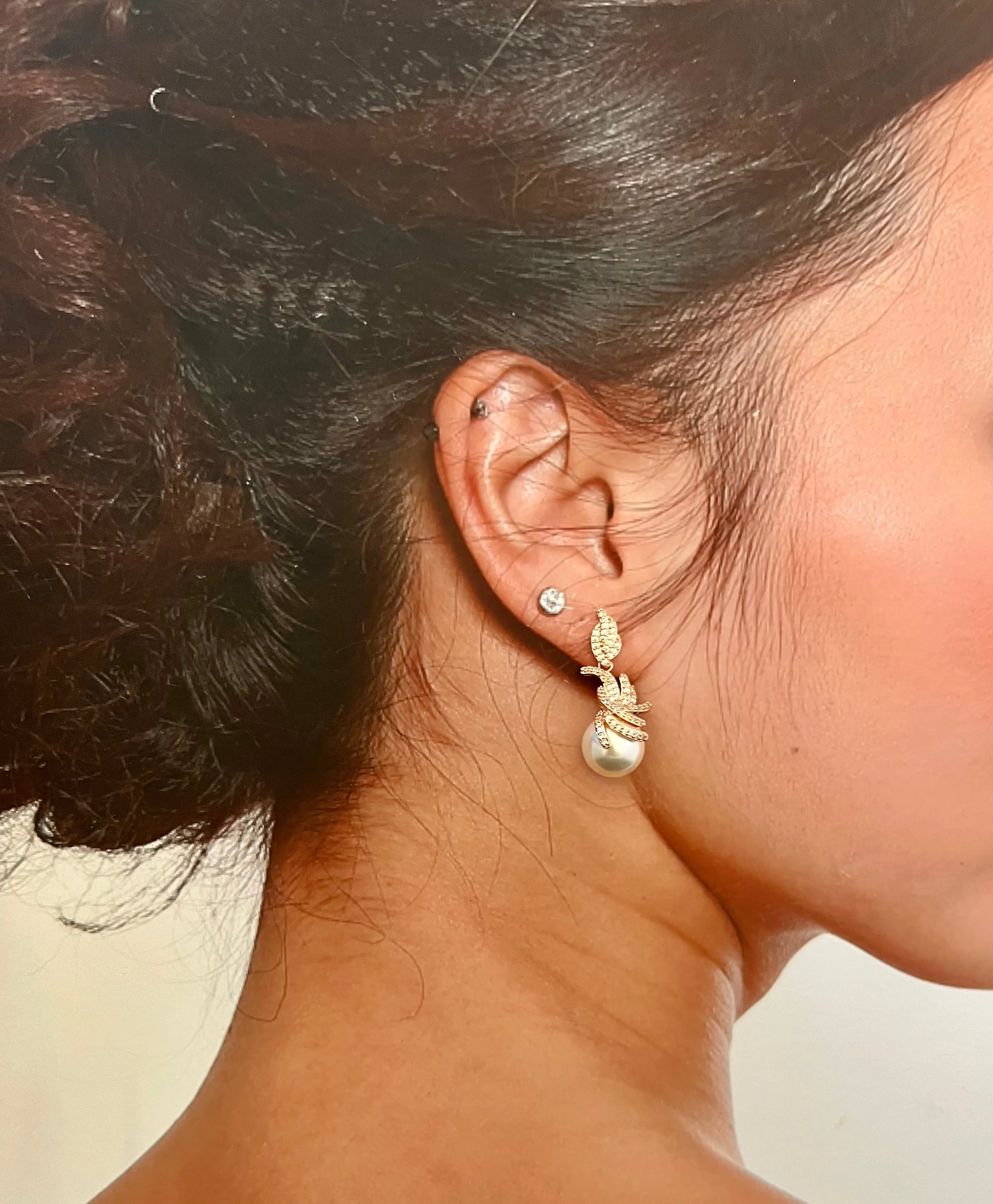 Bridal Earrings, Classy Round Pearl and Zirconia Wedding Earring