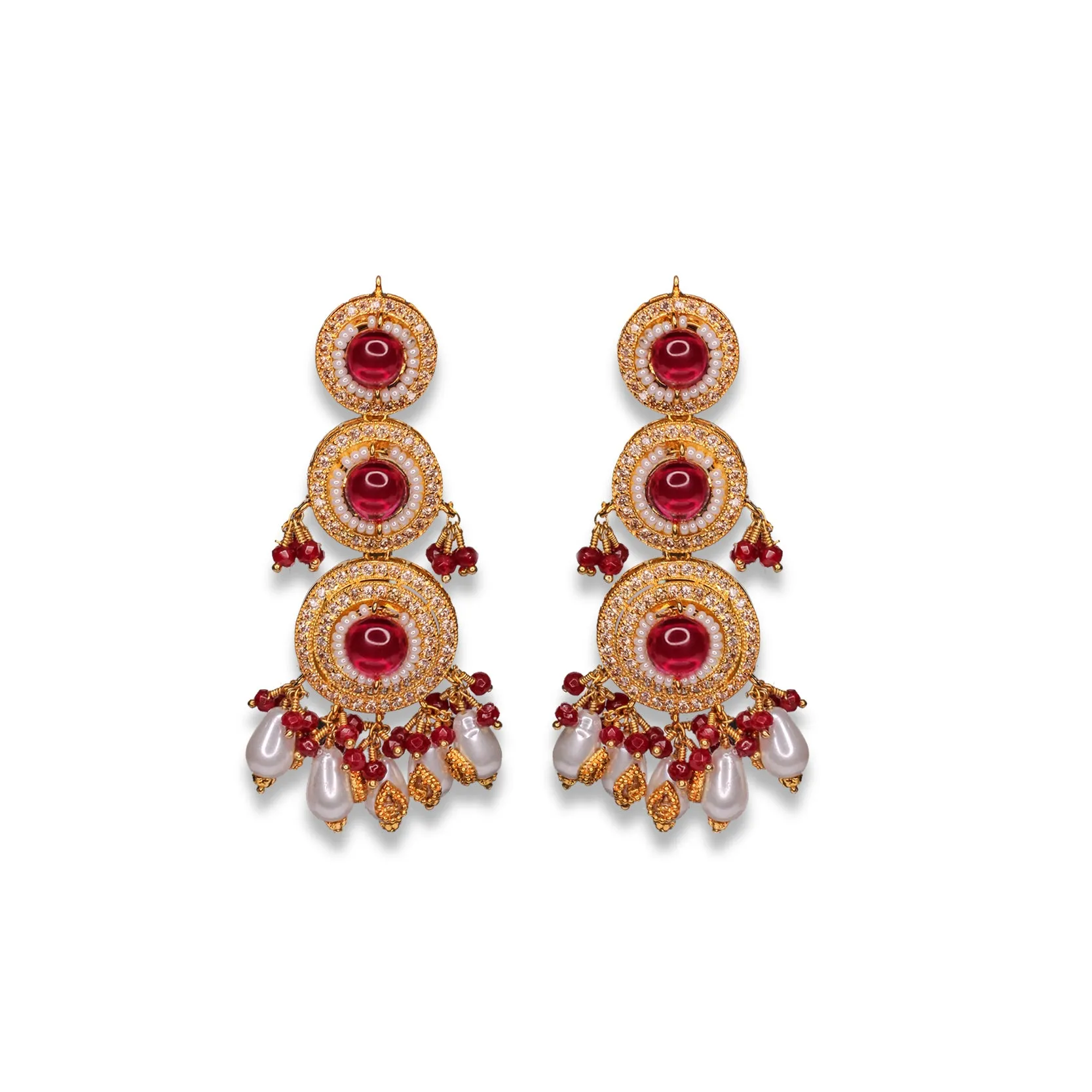 Earrings in Chetum and Pearls