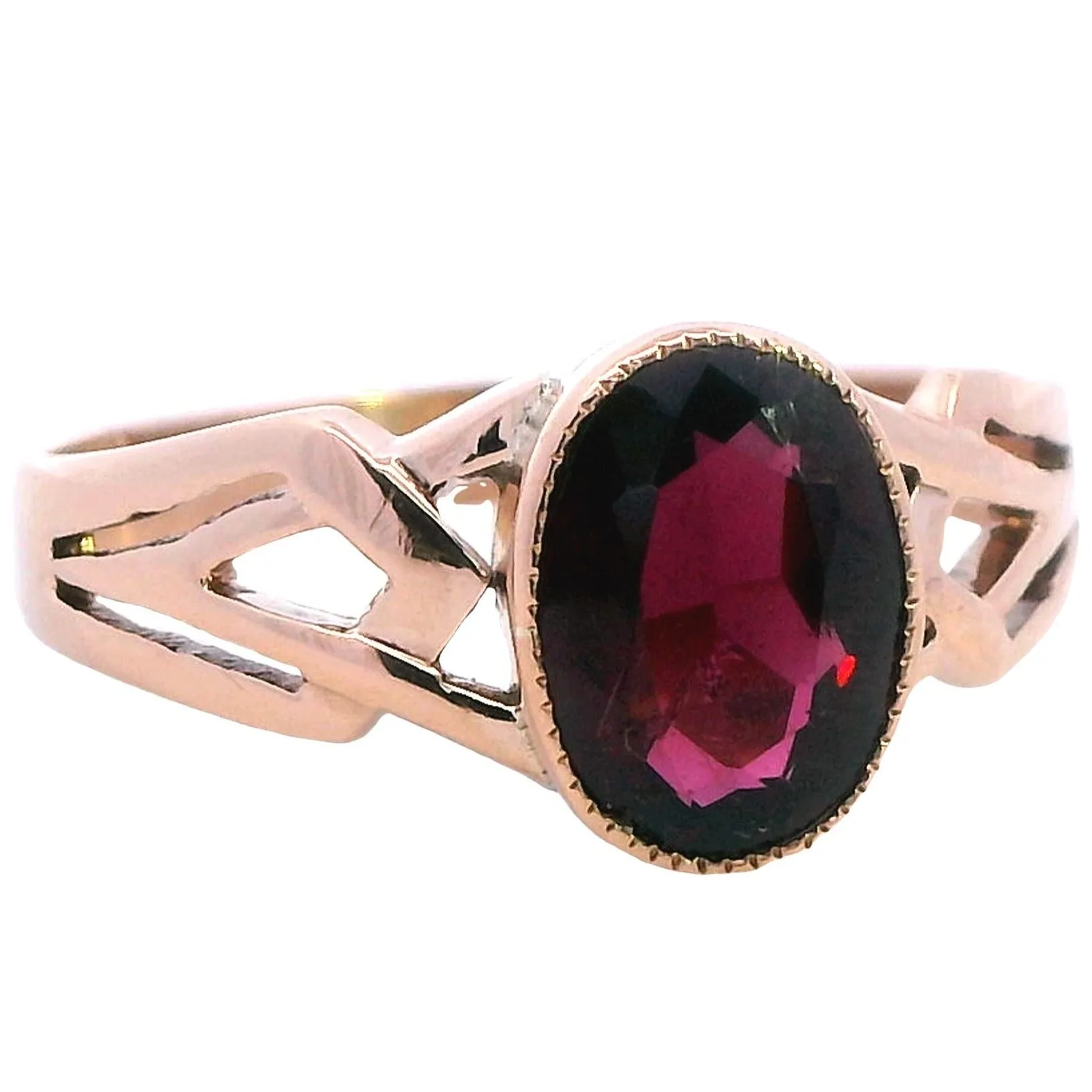 Elegant Rose Gold Rhodolite Garnet Ring - A Gem of Radiant Beauty