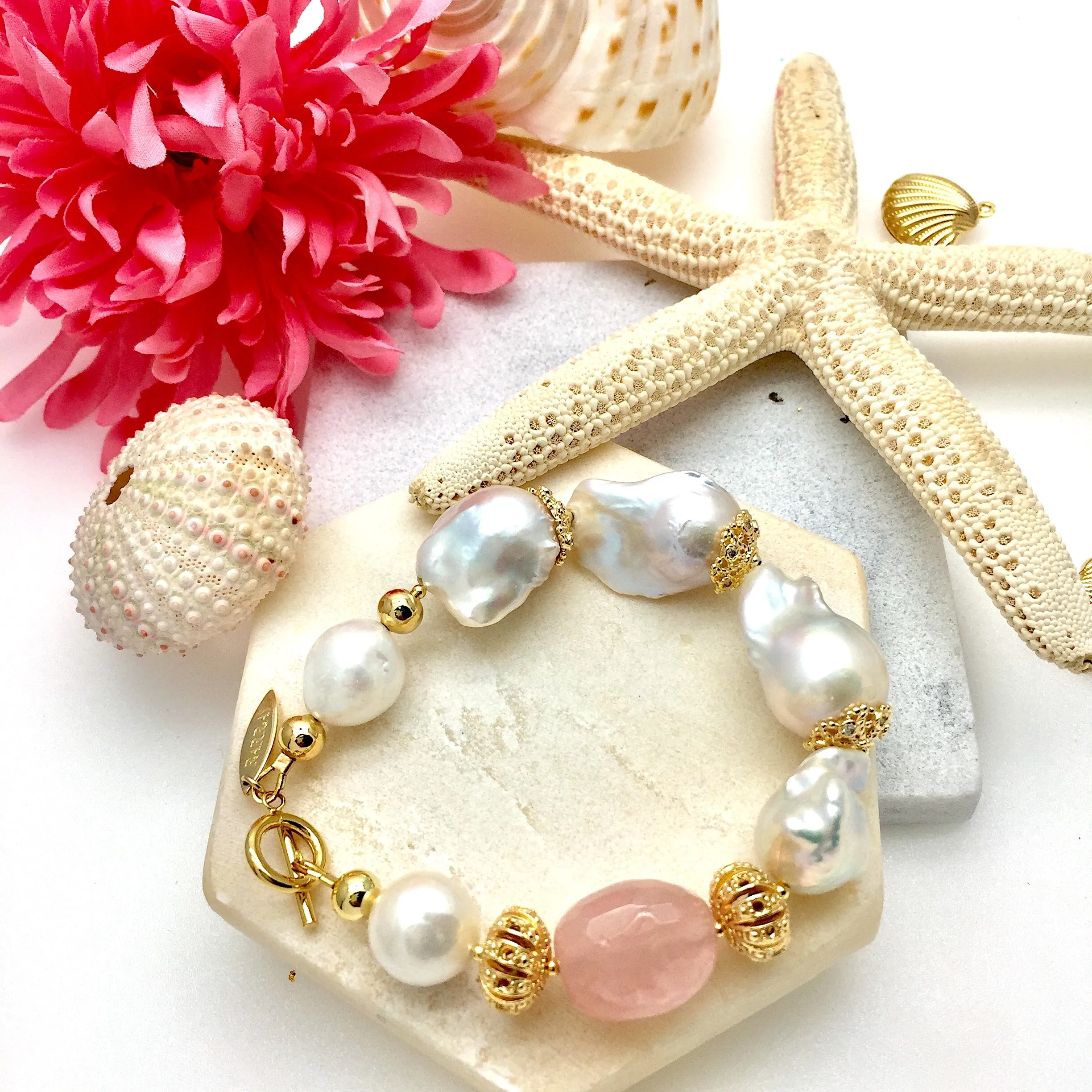 Freshwater Pearls & Rose Quartz Bracelet NPB006