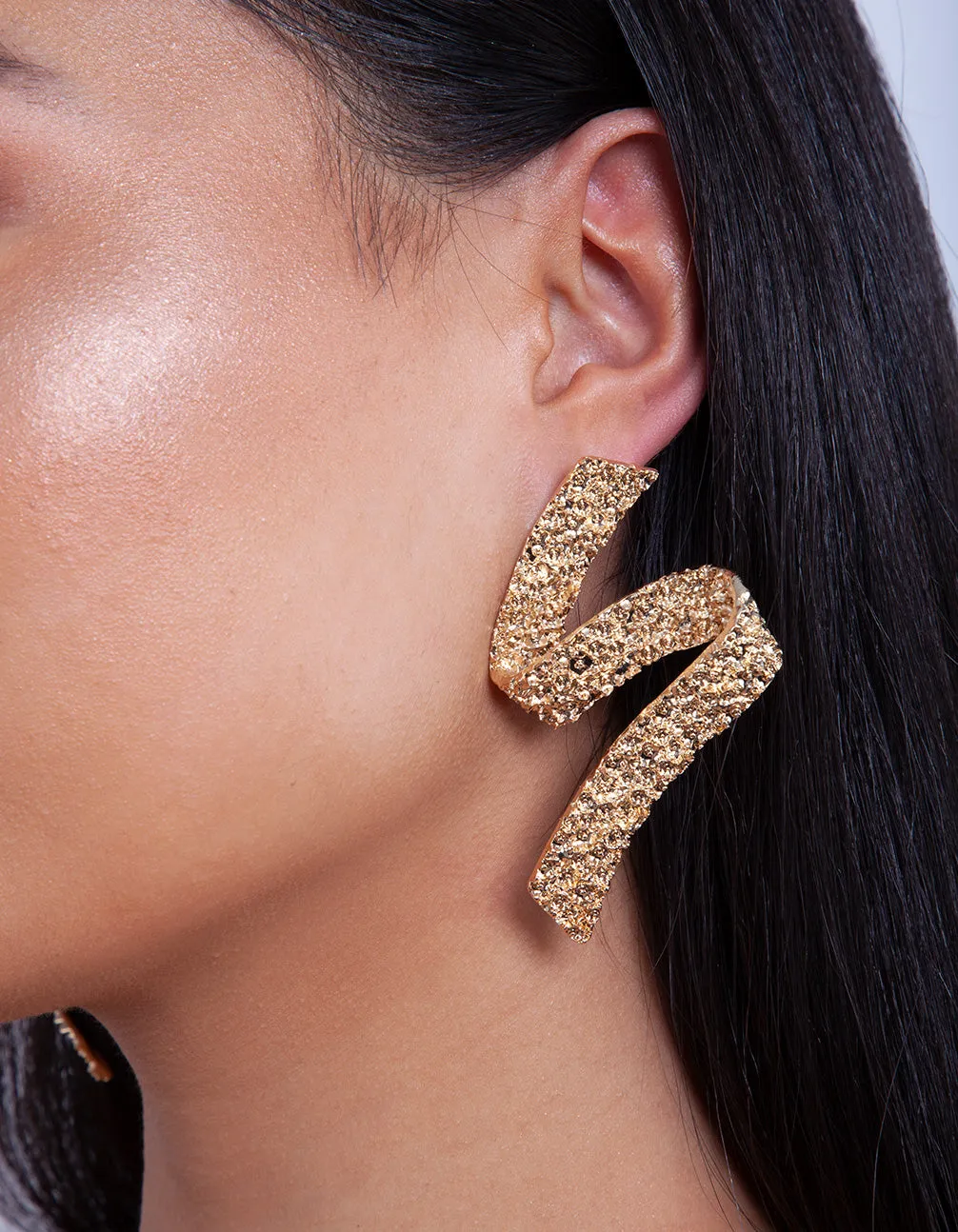 Gold Textured Zig-Zag Earrings