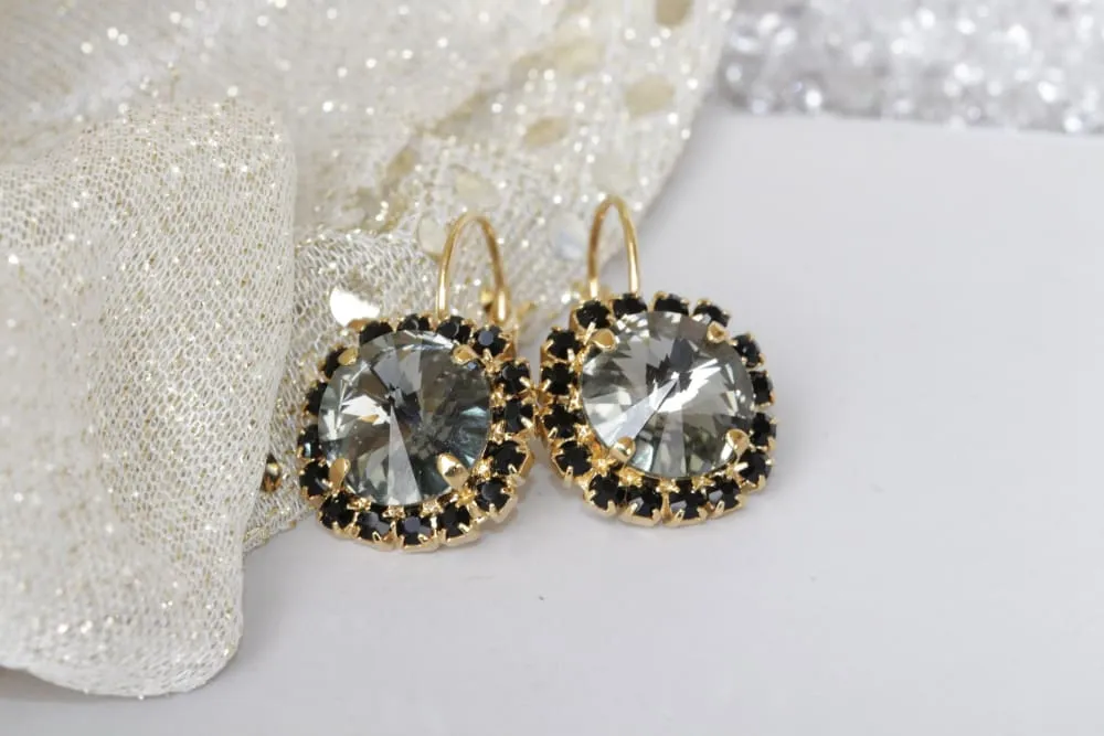 GREY CRYSTAL EARRINGS