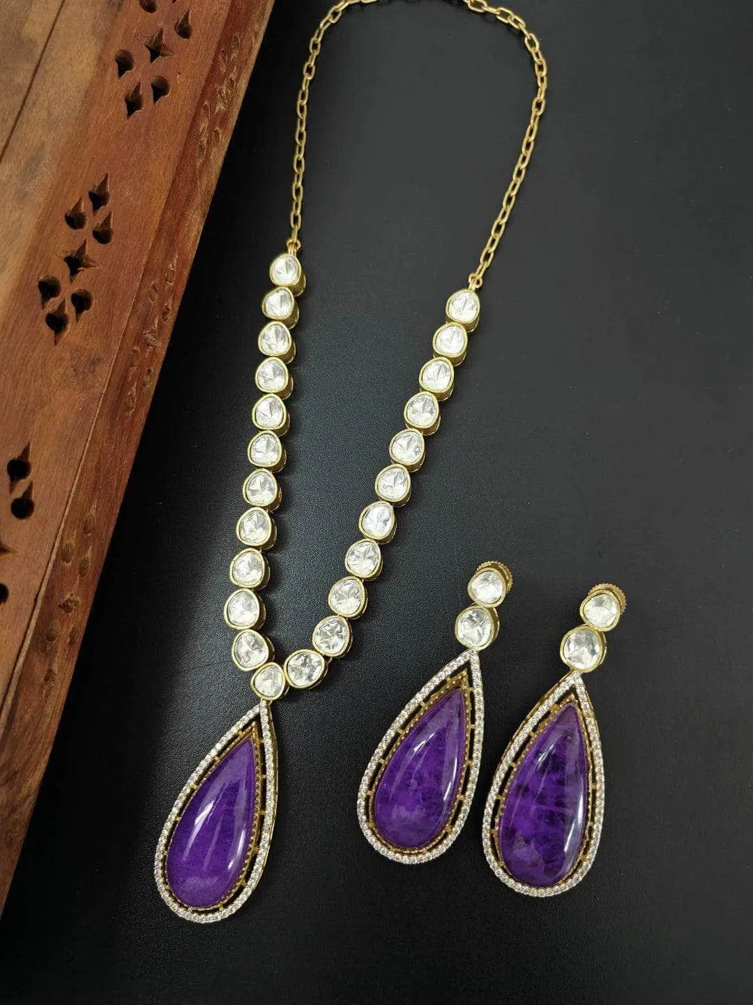 Kundan Droplet Necklace Set