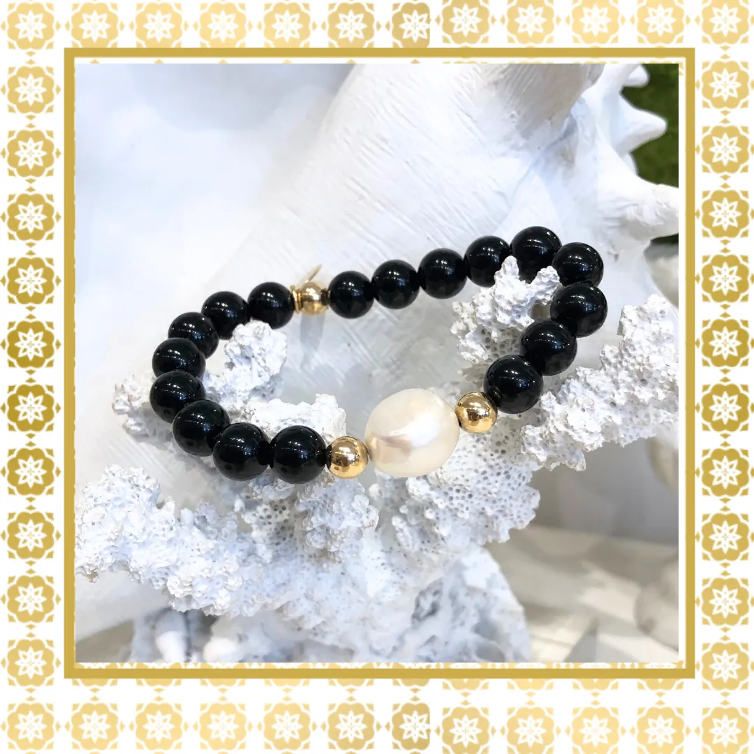 Luxury Baroque Pearl Black Onyx Gratitude Bracelet 14K Gold Filled