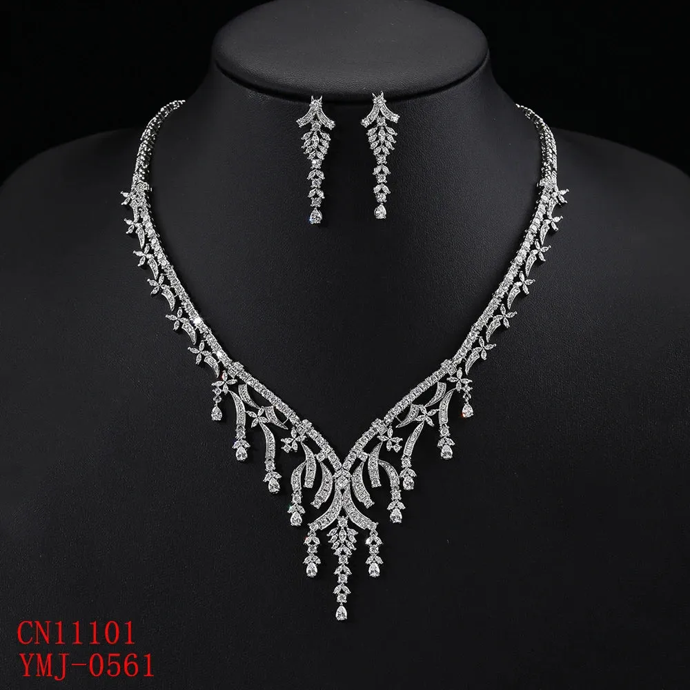 Magnificent White Color CZ Zircon  Water Drop Flowers Necklace Sets for Women Bridal Evening Wedding Dinner Jewelry CN11101