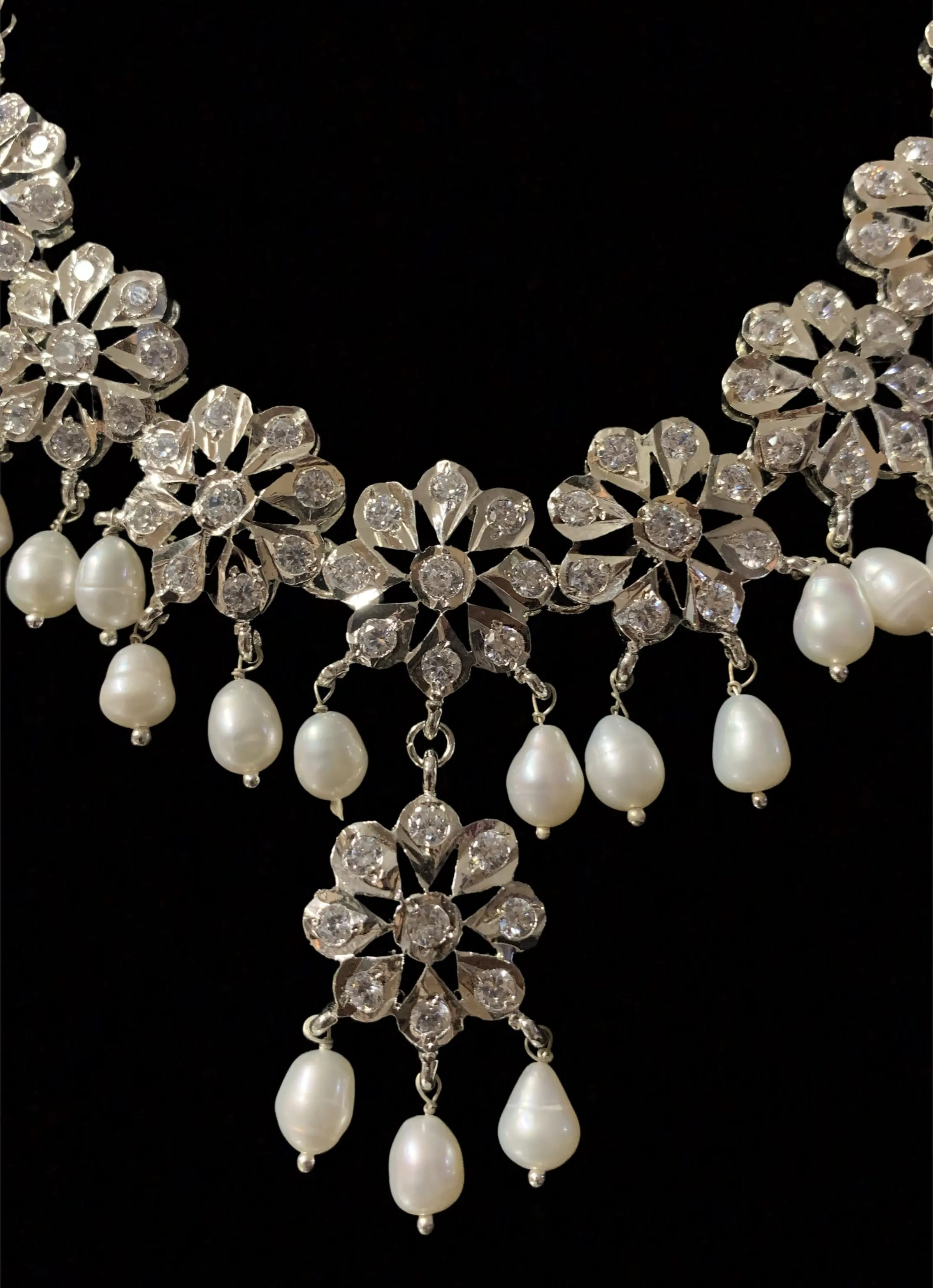 NS211 Malavika necklace set in fresh water pearls (SHIPS IN 2 WEEKS )