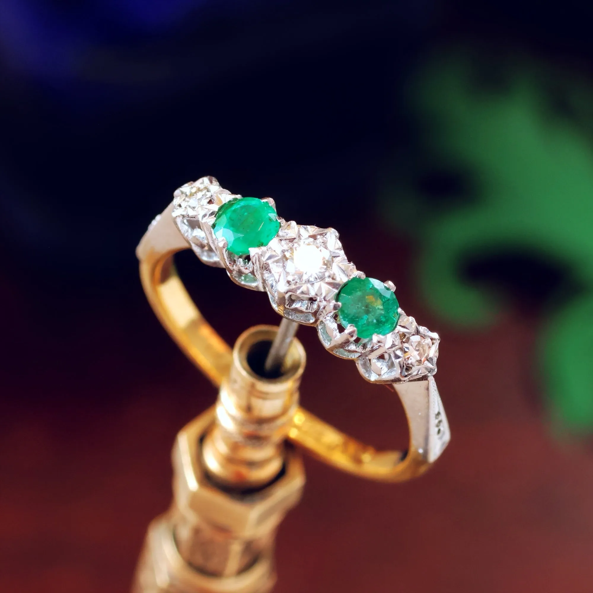 Pretty Vintage Emerald & Diamond Engagement Ring