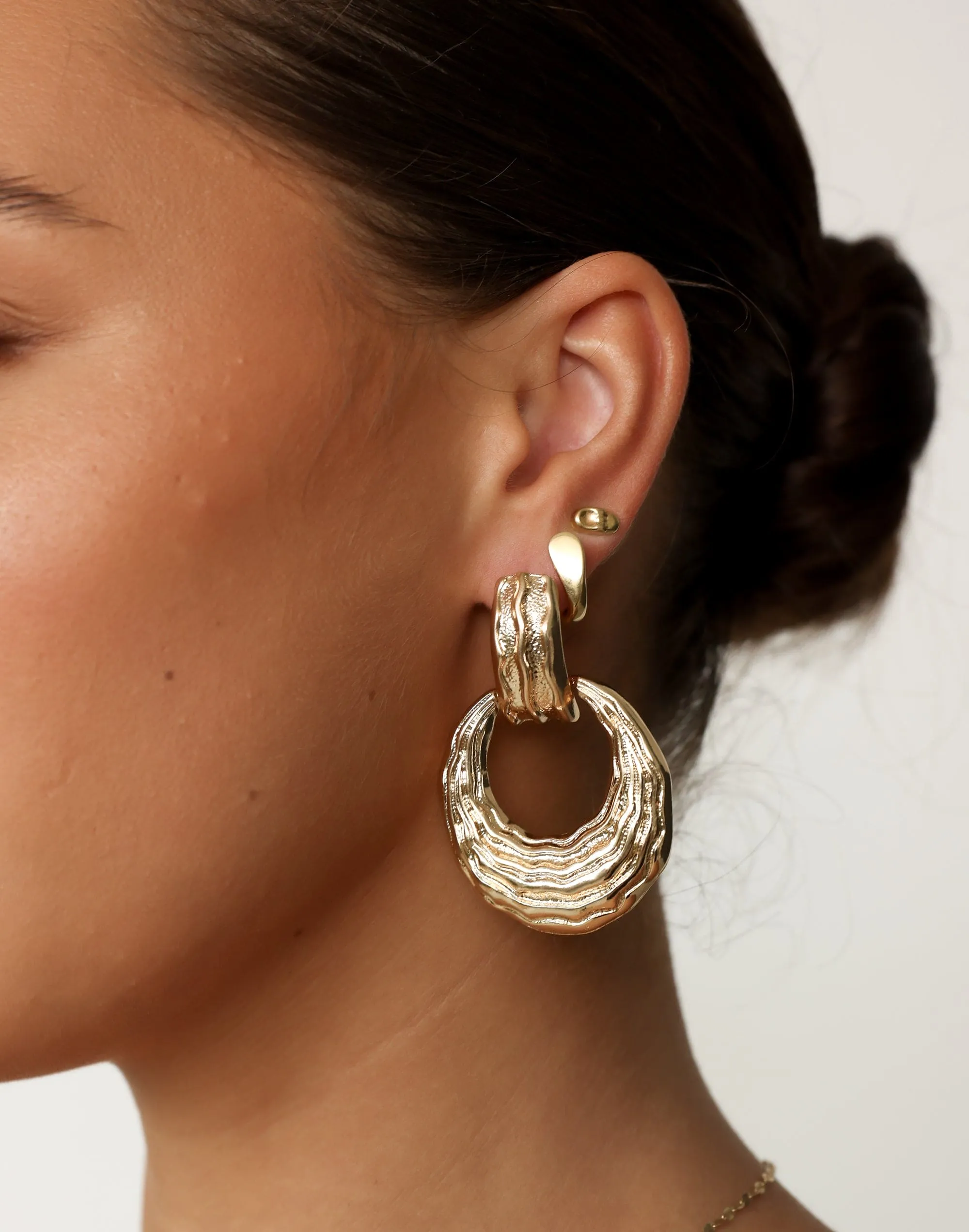 Romano Earrings (Gold)