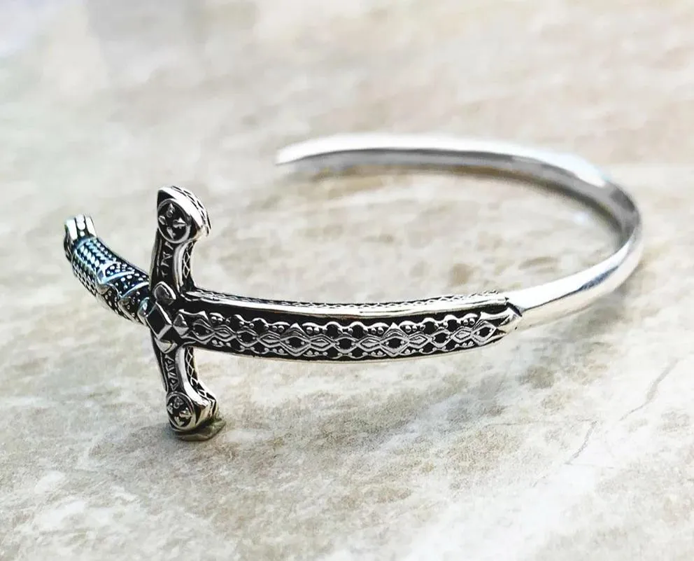 Royal Sword Bracelet: 925 Sterling Silver Vintage Jewelry