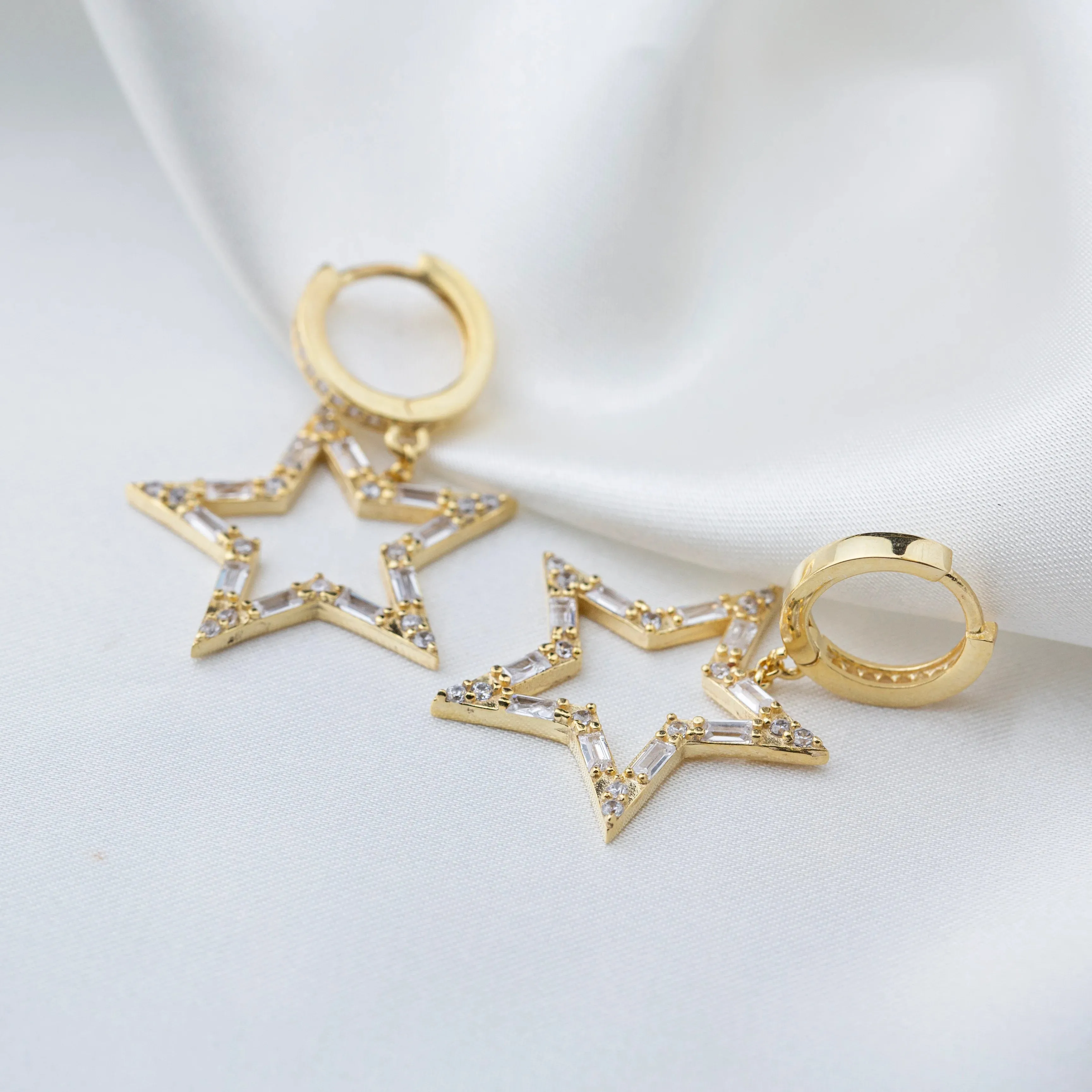 Sarah Stretton Gold Starry Earrings