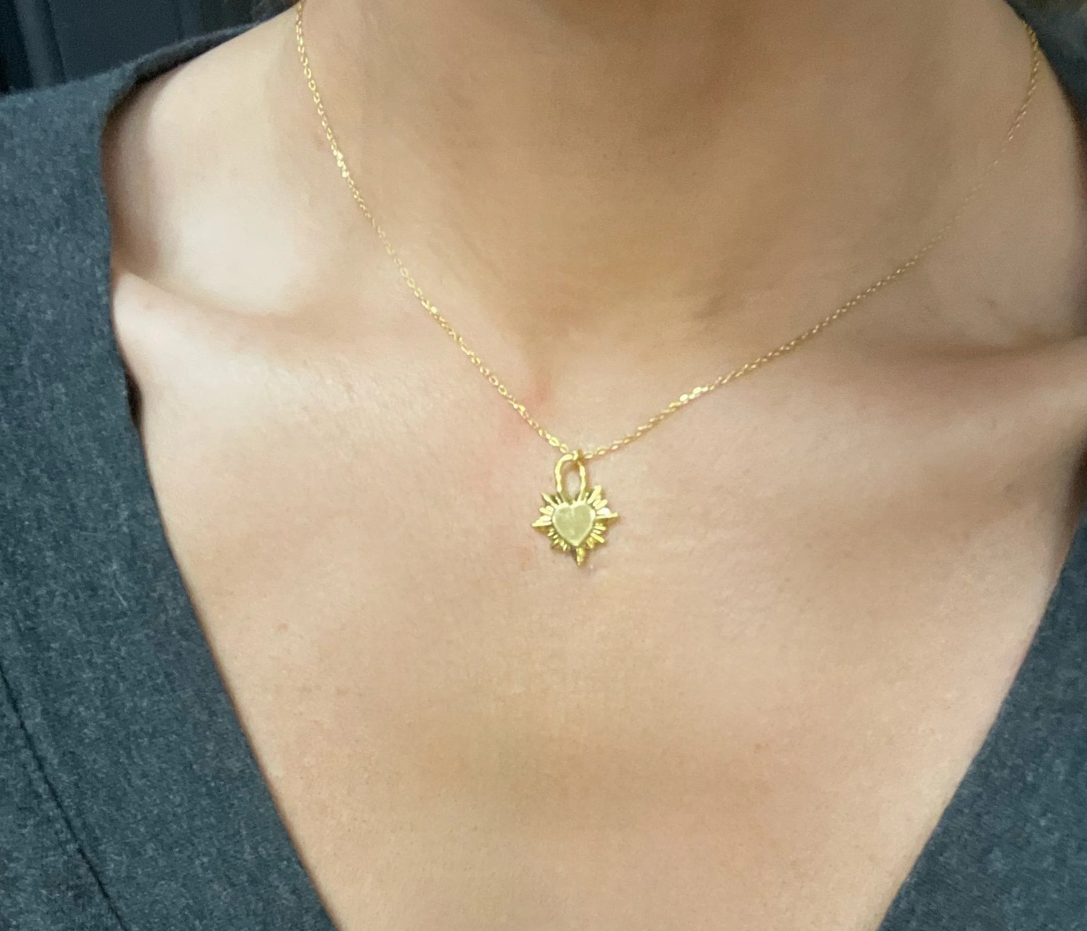 Small Heart Burst Necklace- Gold