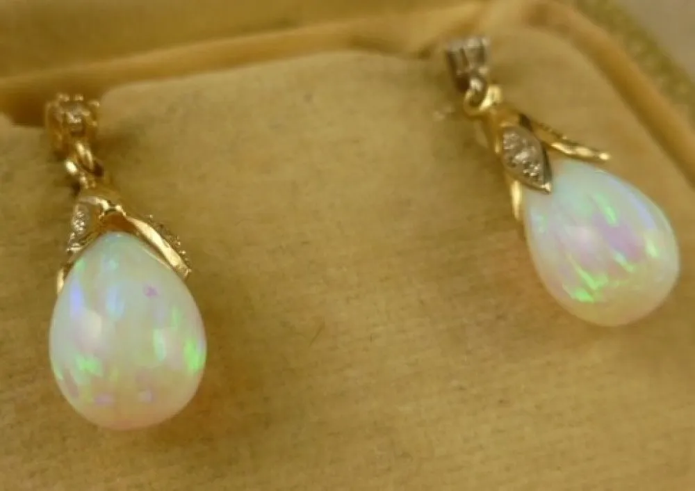 Stunning Opal & Diamond 9Ct Yellow Gold Dropper Earrings