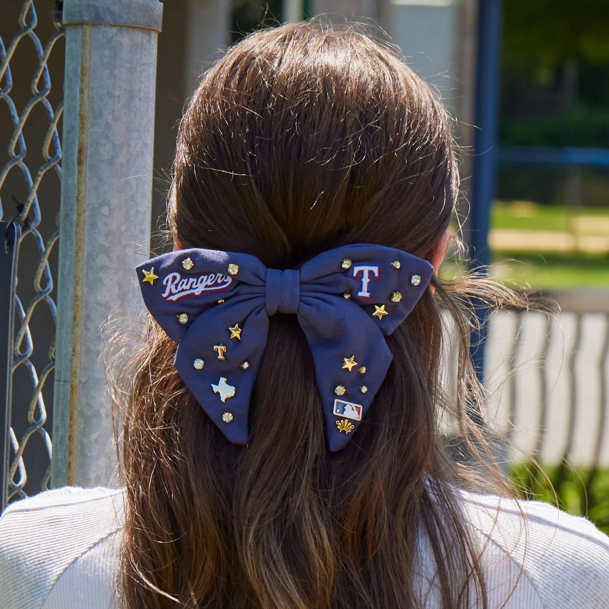 TEXAS RANGERS LELE SADOUGHI / MLB NAVY BOW BARRETTE