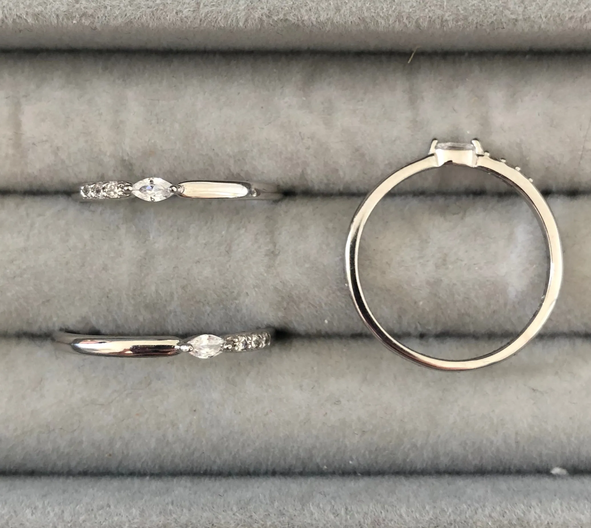 Thin Rings with clear zircon stones - Sparkle Collection