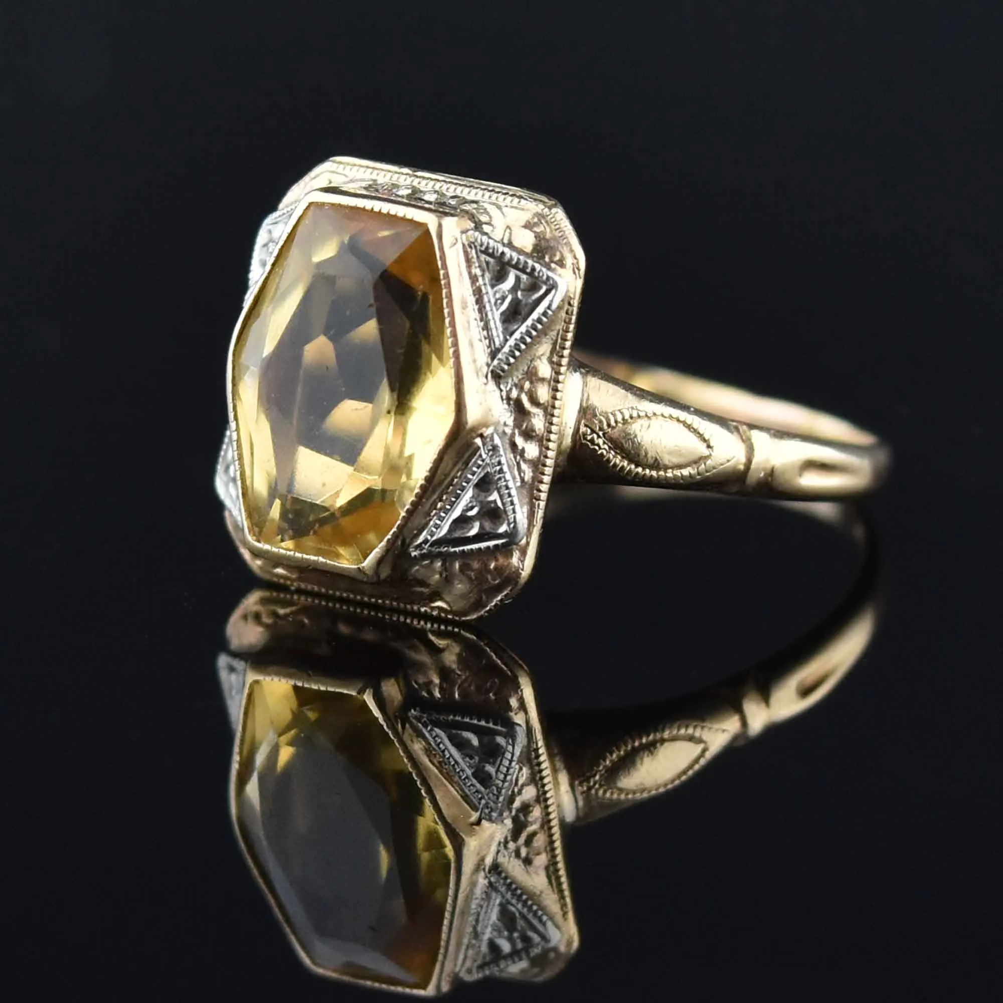 Vintage Art Deco 10K Gold Citrine Solitaire Ring