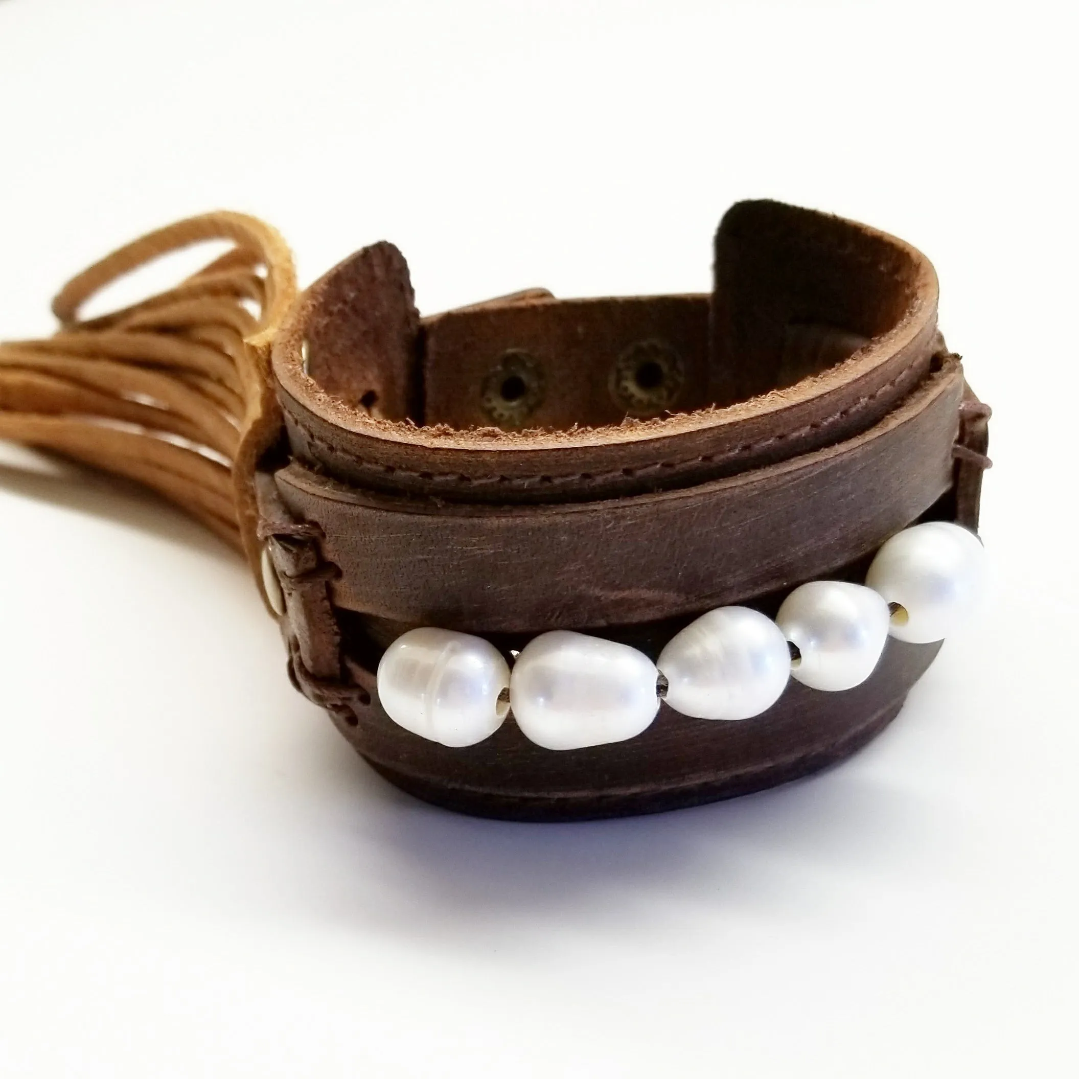 Vintage Leather Cuff with Freshwater Pearl Accent Strand 004Y