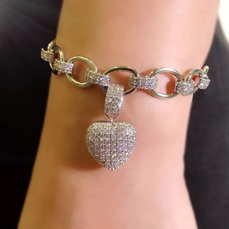 Zircon Embellished Heart Charm Bracelet