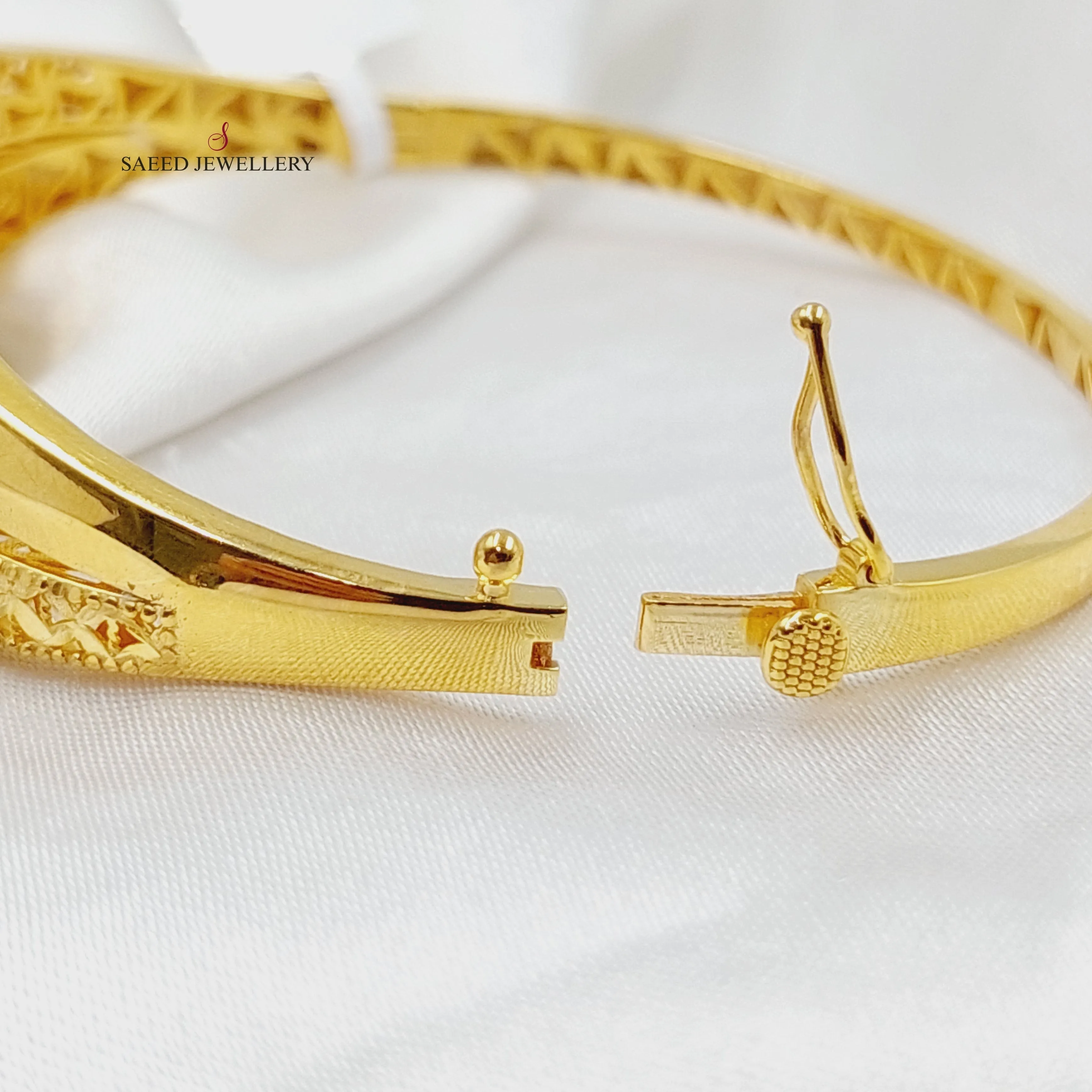 Zircon Studded Turkish Bangle Bracelet